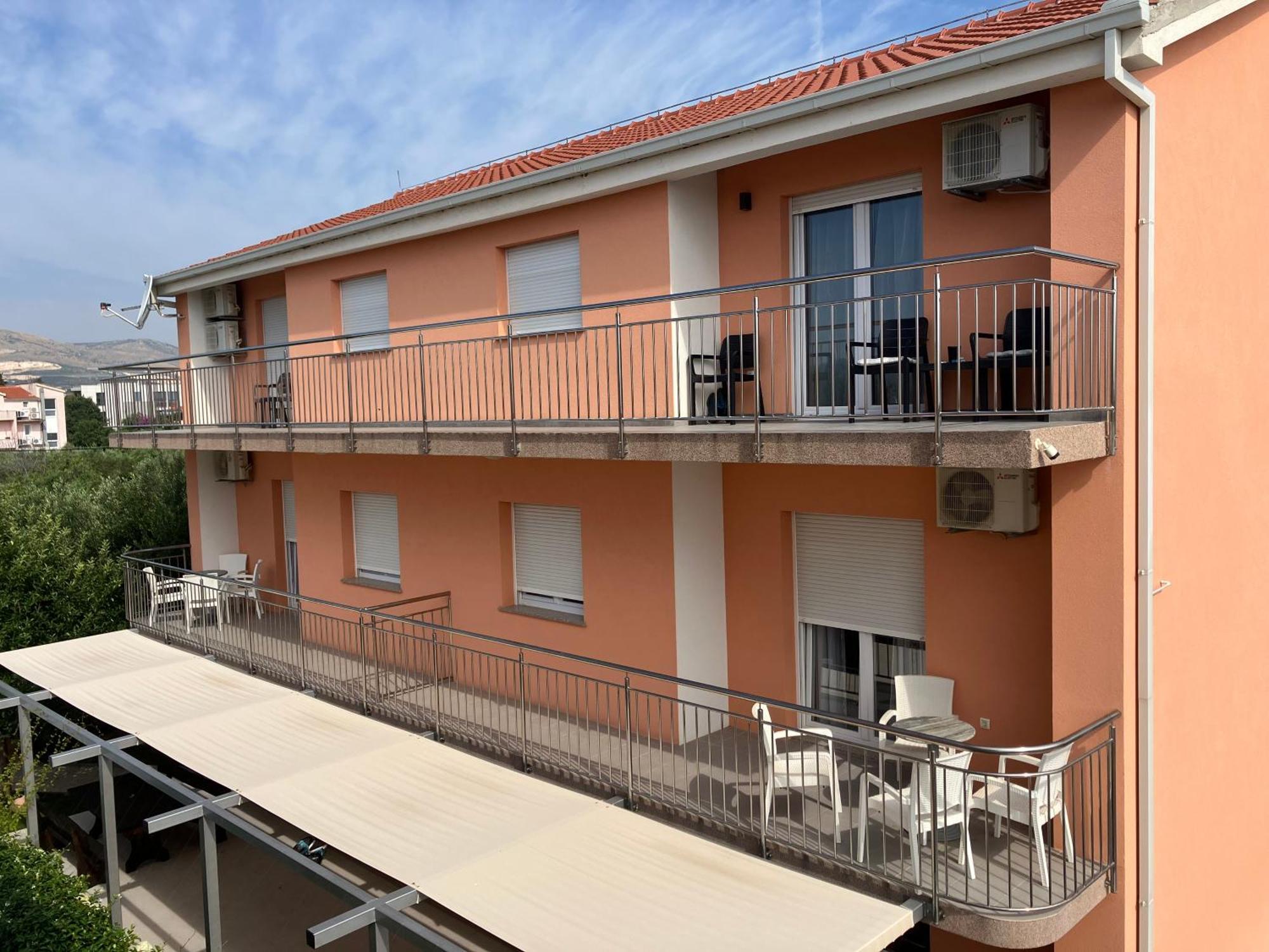 Apartments & Rooms Seaside Kastela Exterior photo